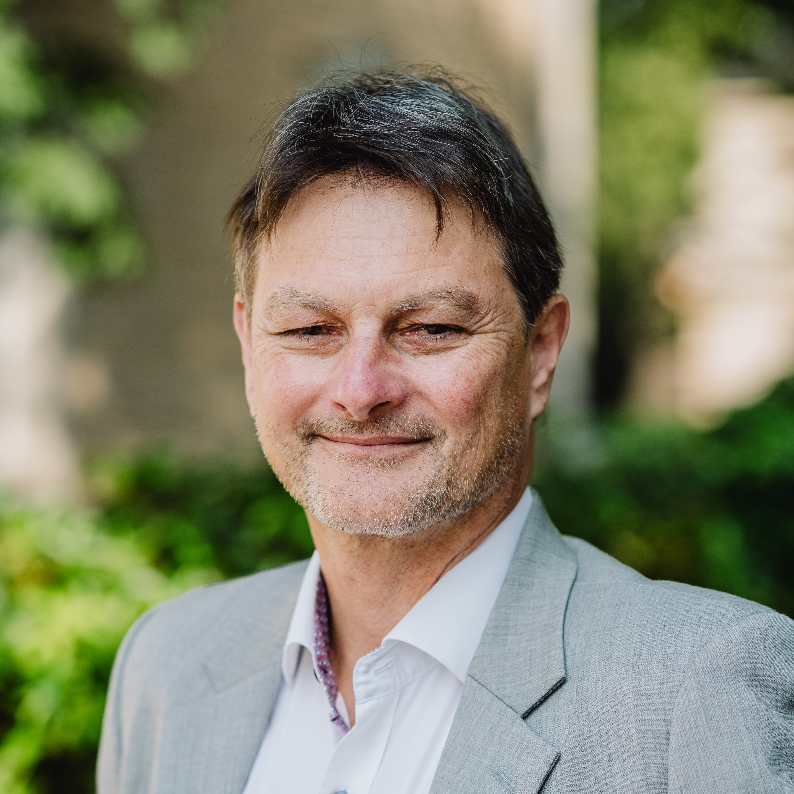 Thomas von Schieszl - Geschäftsführer ZfDE GmbH